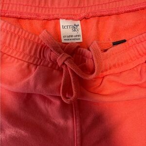 Terra & Sky Coral Drawstring Waist Shorts